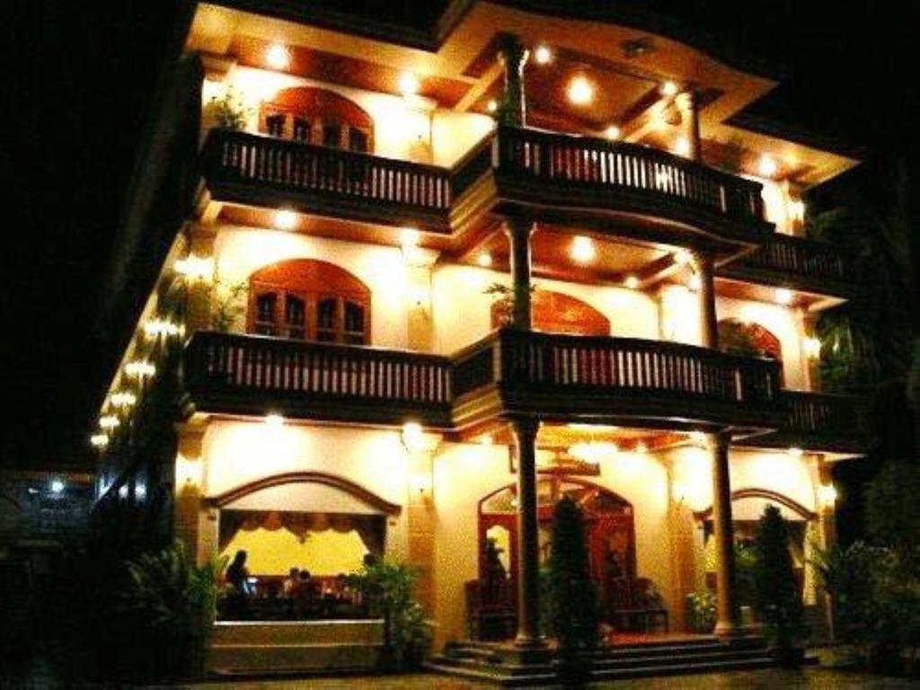Forest King Hotel Siem Reap Esterno foto